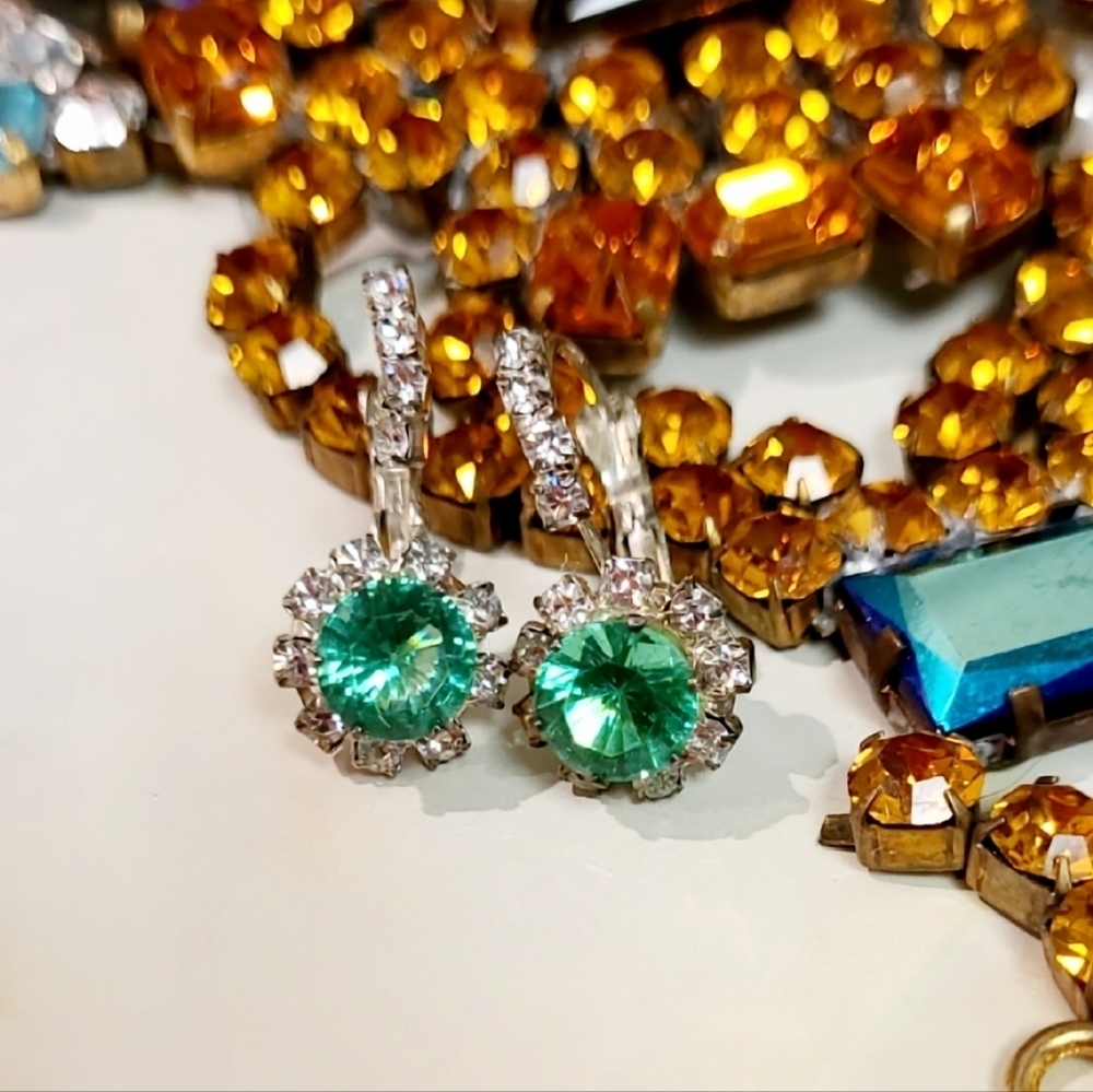 Vintage Green Crystal Rhinestone Lever back Earrings